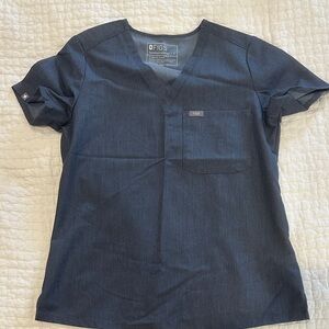 FIGS Women’s Navy Blue scrub top